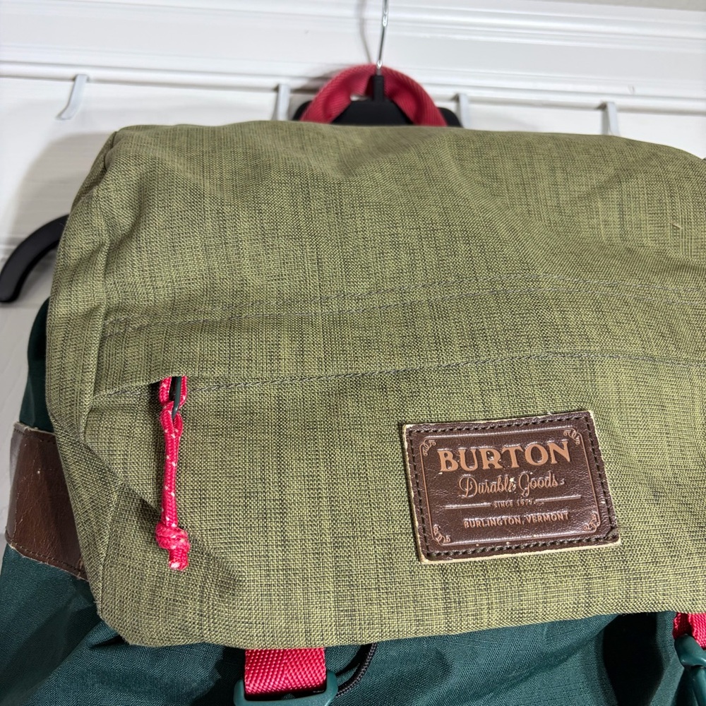 Burton Tinder Backpack 25L Ripstop Outdoor Hiking Camping - Picture 3 of 16